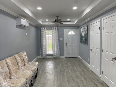 503 S Jack St unit B, Alvin, TX 77511 - photo 5