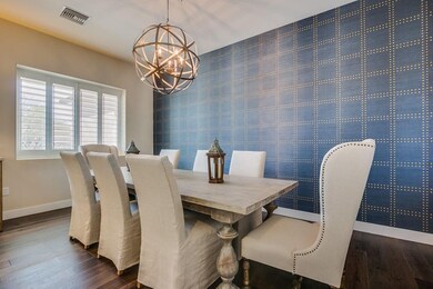 Formal Dining