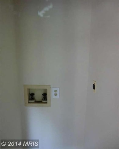 11335 Morning Gate Dr, Rockville, MD 20852 - photo 7