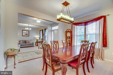 18698 Pier Trail Dr, Triangle, VA 22172 - photo 6