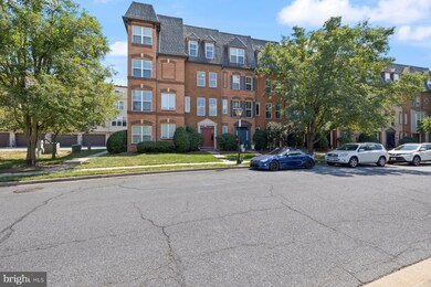 1418 Laurel Wood Way unit 79, Frederick, MD 21701 - photo 2