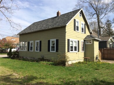 1099 Bullocks Point Ave, Riverside, RI 02915 - photo 4