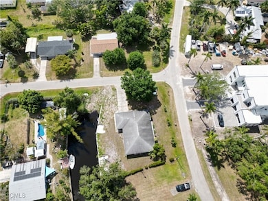 4520 E Riverside Dr, Fort Myers, FL 33905 - photo 6