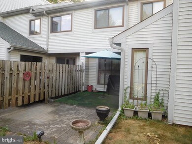 603 Independence Dr unit CONDO 305, Harleysville, PA 19438 - photo 3