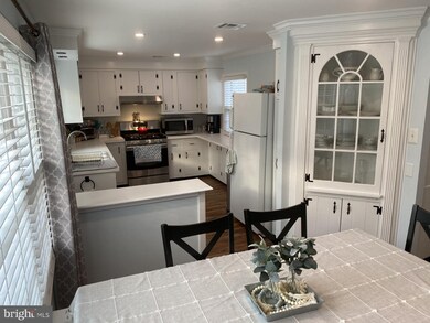 740 Willow St, Southampton, PA 18966 - photo 6