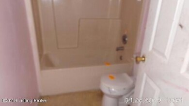 247 Walnut St, Lebanon Junction, KY 40150 - photo 5