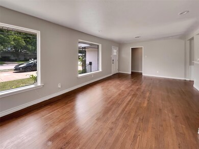 6476 Fisher Rd, Dallas, TX 75214 - photo 7