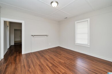 1301 Vivian St, Leeds, AL 35094 - photo 5
