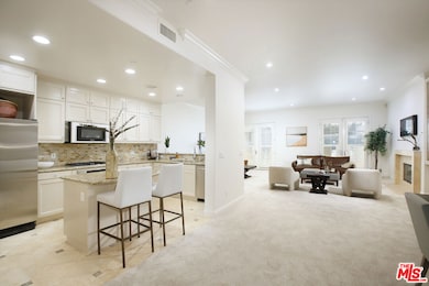 143 N Arnaz Dr unit 204, Beverly Hills, CA 90211 - photo 2