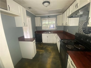 5414 Forest Oaks Dr S, Mobile, AL 36618 - photo 4