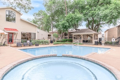 8282 Cambridge unit 336, Houston, TX 77054 - photo 3