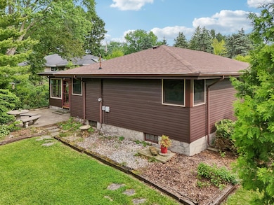 70-web-or-mls-W Page St-0606-068