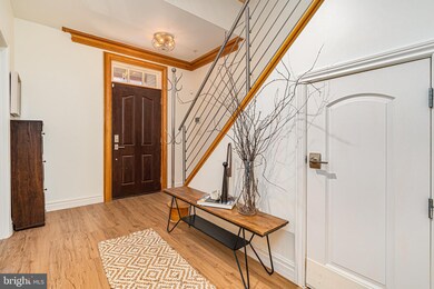 1260 Dockside Cir, Baltimore, MD 21224 - photo 5