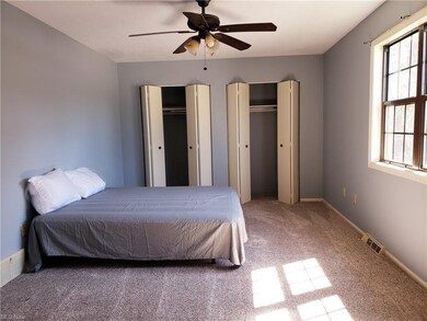 416 Cove Beach Ave, Sheffield Lake, OH 44054 - photo 5