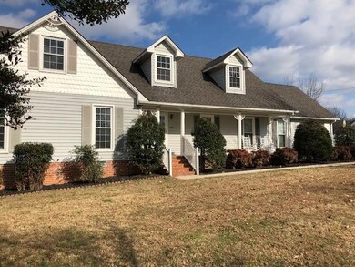 209 Northwood Ave, Shelbyville, TN 37160 - photo 2