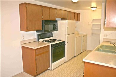 2642 Fenwick Ct unit 55, Ann Arbor, MI 48104 - photo 7
