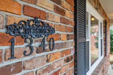 1340 Clearpoint Dr, Hixson, TN 37343 - photo 3