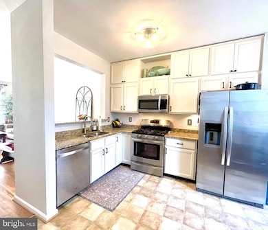 11471 Heritage Commons Way, Reston, VA 20194 - photo 3