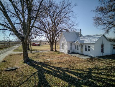 107 C Rd, Onaga, KS 66521 - photo 2