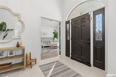 5519 Manhattan Dr, Lorain, OH 44053 - photo 4