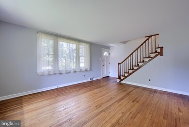 523 Maple St, Columbia, PA 17512 - photo 6