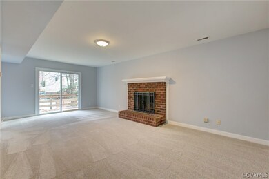Brand new carpet and fresh paint in this Great Roo