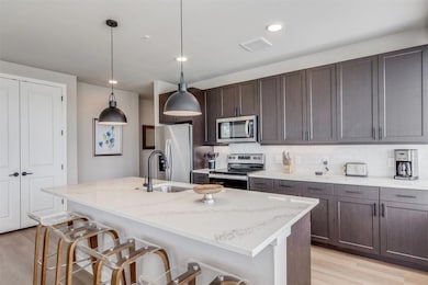 3900 Commerce St unit 606, Dallas, TX 75226 - photo 7