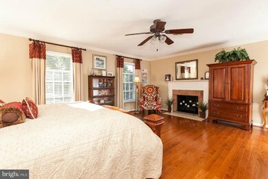 8516 Hill Spring Dr, Lutherville Timonium, MD 21093 - photo 7