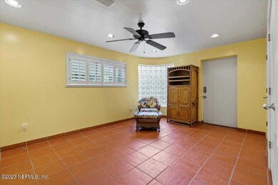 03-Ground Level Room