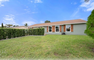 10067 Yeoman Ln, Royal Palm Beach, FL 33411 - photo 4