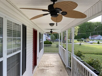 218 Forrestwood Dr, Manchester, TN 37355 - photo 4