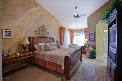 SPACIOUS MASTER BEDROOM