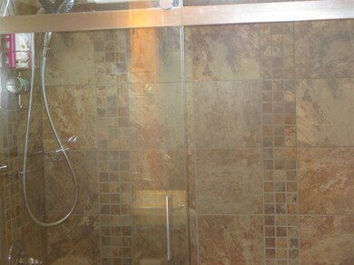 611 W Oak Place, Griffith, IN 46319 - photo 7