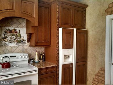 8204 Fox Hunt Ln, Frederick, MD 21702 - photo 7