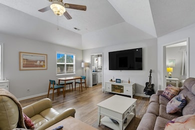 820 9th Ave S, North Myrtle Beach, SC 29582 - photo 2