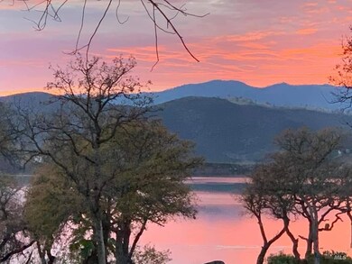 Sunset views overlooking the lake and Mount Saint 
