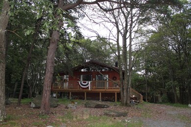 117 Hillcrest Dr, Hawley, PA 18428 - photo 2