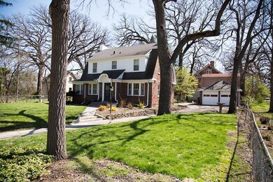 1124 39th St, Des Moines, IA 50311 - photo 2