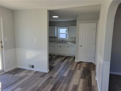 1712 31st St NE, Canton, OH 44714 - photo 4