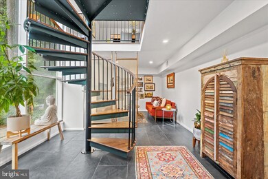 2113 Paul Spring Rd, Alexandria, VA 22307 - photo 5