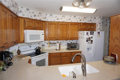 18 Sandwick Dr, Bella Vista, AR 72715 - photo 3