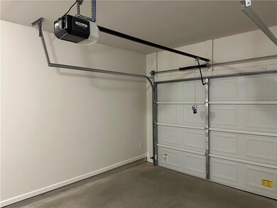 23 Taylor St, Toccoa, GA 30577 - photo 3