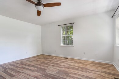 809 E Maple St, Johnson City, TN 37601 - photo 3