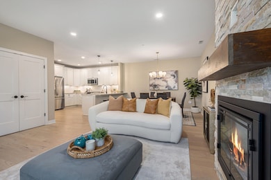 610 Boardwalk Ln, Dexter, MI 48130 - photo 5