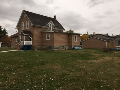 324 S 3rd Ave, Chenoa, IL 61726 - photo 6