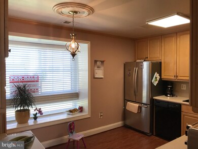 7509 Clemson Ct unit 71, Manassas, VA 20109 - photo 4