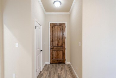 521 Landry Ct, Granbury, TX 76049 - photo 6