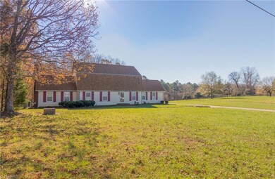 2575 Tot Hill Farm Rd, Asheboro, NC 27205 - photo 6