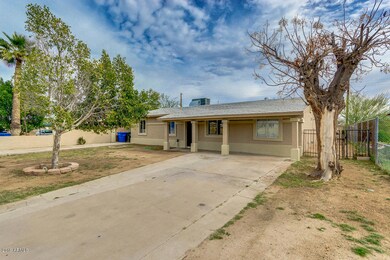8045 S 7th St - Right Profile