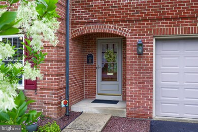 922 Locust St, Columbia, PA 17512 - photo 4